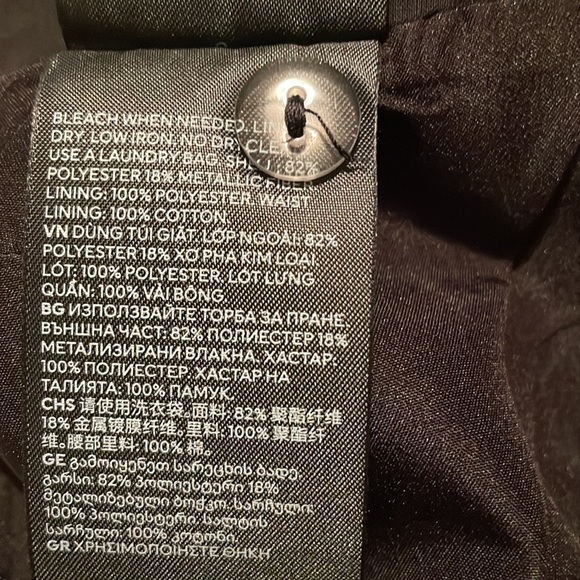 H&M silver shiny mini skirt. Size8 I put it with a shirt I’m selling too see 👀 - Picture 8 of 11